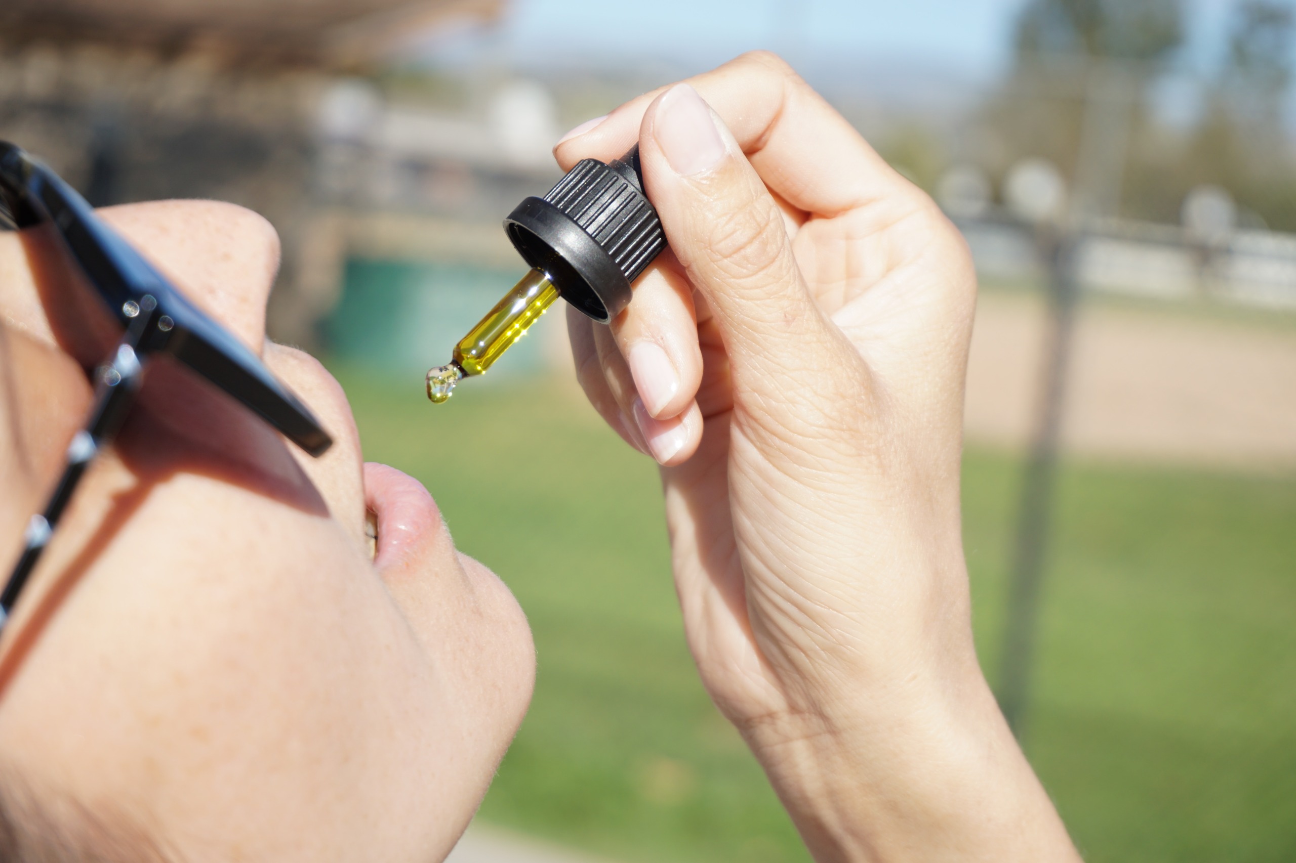 how-to-choose-cbd-oil-safely
