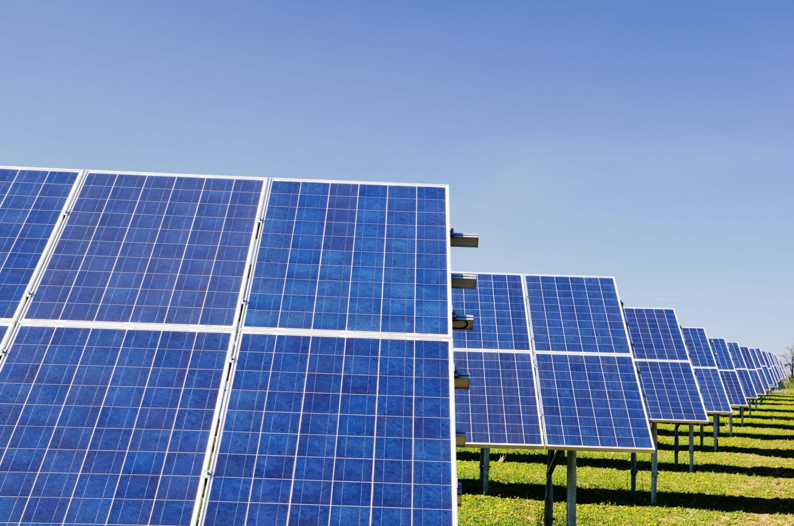 solar-panel-recycling-factory-appears