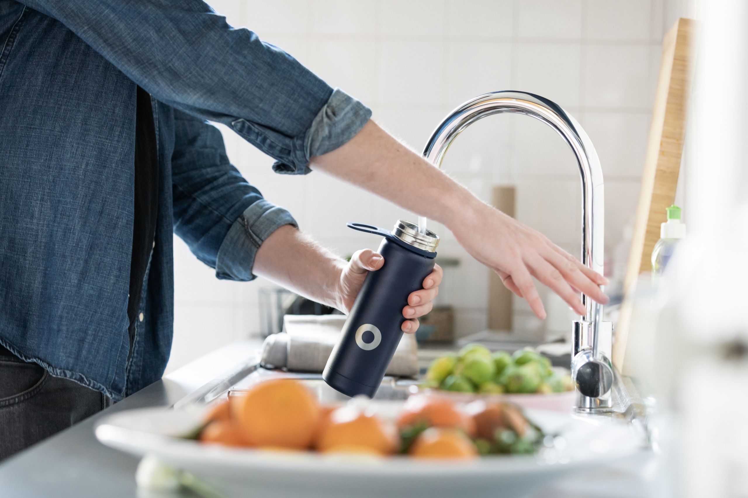 bring-your-unused-stainless-steel-bottles-to-hands