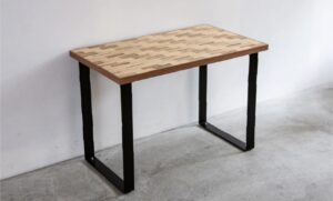 used-bamboo-chopsticks-are-reborn-as-a-table