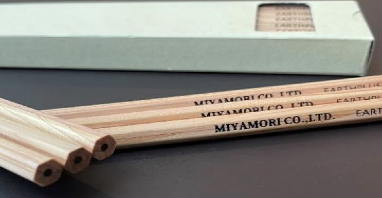 pieces-of-clothes-turned-into-pencils